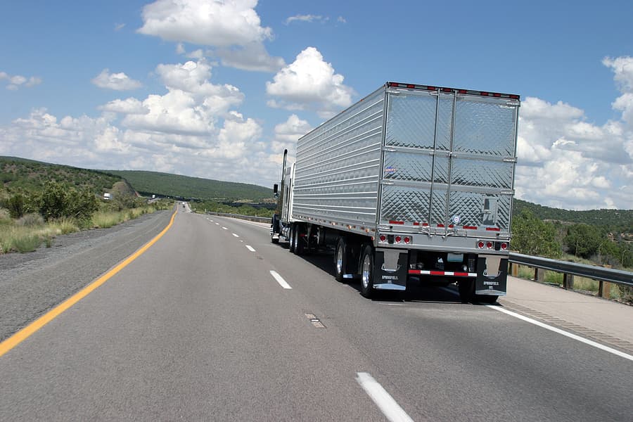 How to Get What You Deserve in a Semi-Truck Accident Settlement