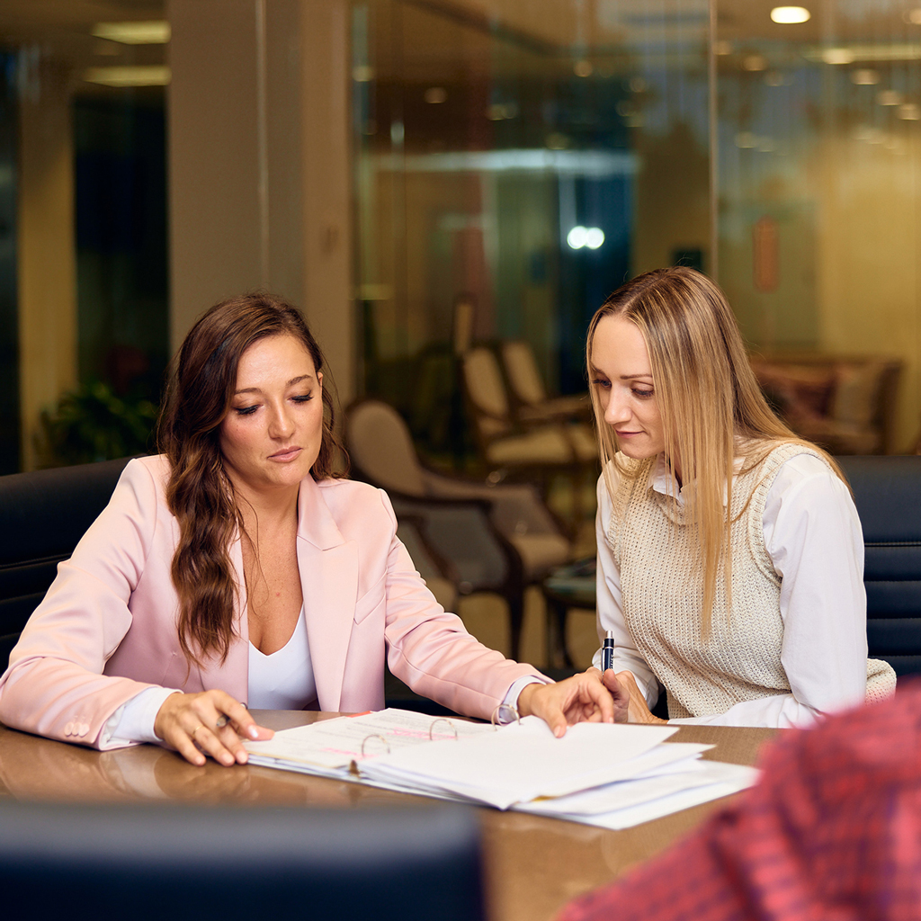 Injury Lawyer Consultation Client Meeting Houston